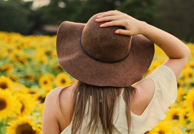 dreaming of hats